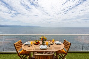Condo - Image 1