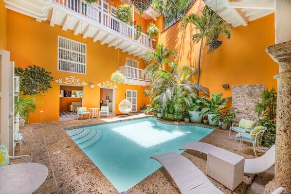 Pool