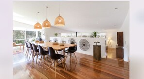 Dining table for 10 guests seated