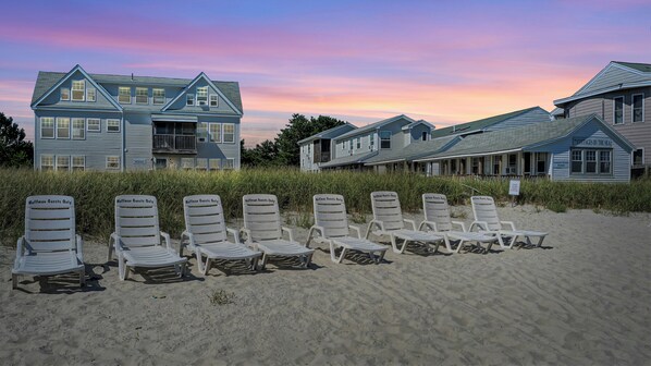 Visual representation of Cottages by the Sea beach area