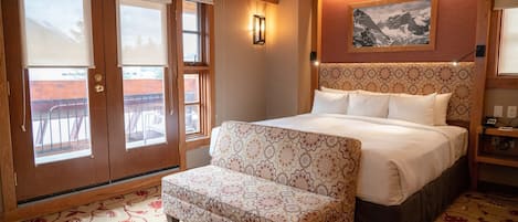 Come and stay in our gorgeous Mountain View suite!