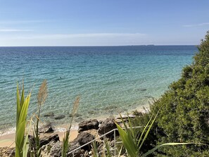 Makris Gyalos beach is located only 3 min walk from the apartments