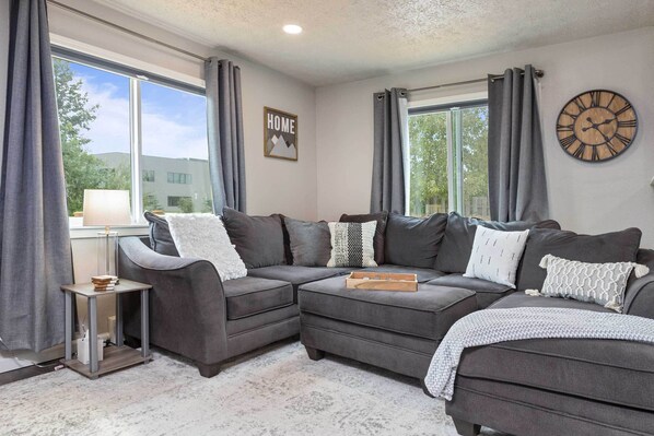 Anchorage Vacation Rental | 2BR | 1BA | 900 Sq Ft | Access Only By Stairs