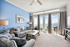 Living Area with Gulf Views and Sleeper Sofa