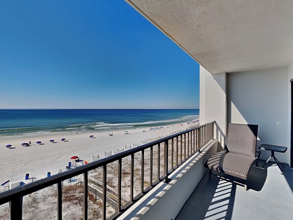 Welcome to Surf Dweller #605!