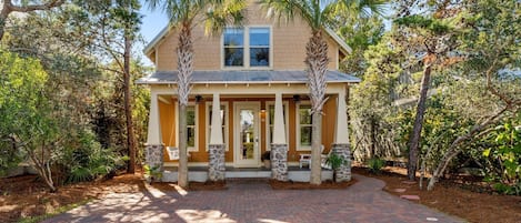 Sandy Palms Cottage