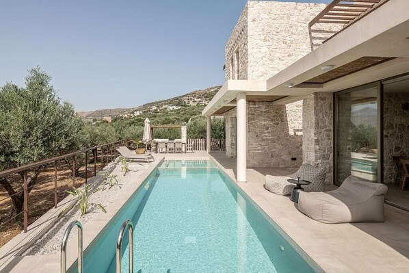 Pool area (1)