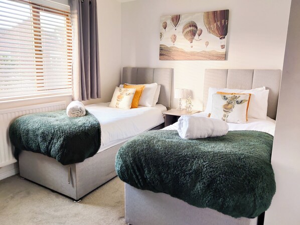 Bedroom 1, 

King size or 2 singles setup