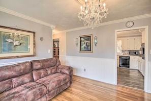 Living Room | Main Floor | Smart TV | Wood-Burning Fireplace