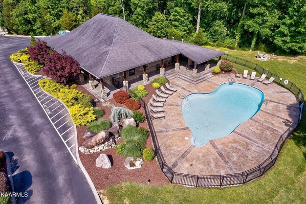 Pool, Water, Swimming Pool, Outdoors, Building