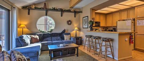 Big Bear Lake Vacation Rental | 3BR | 2BA | 1,374 Sq Ft | Stairs Required