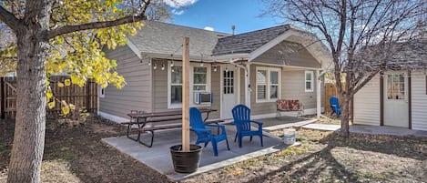 Cheyenne Vacation Rental | 1BR | 1BA | Step-Free Access | 816 Sq Ft