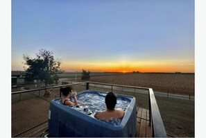 Rooftop Spa Chilling!