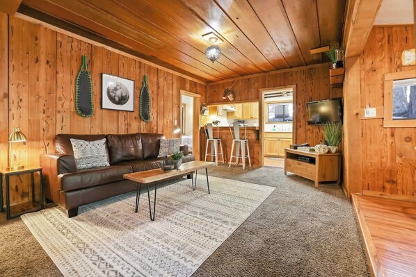 Charming living room. 