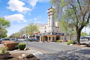 The FOX theatre is an old gem that makes Visalia proud!