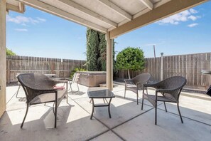 Terrace/patio