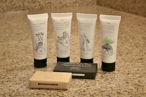 Équipements de salle de bain