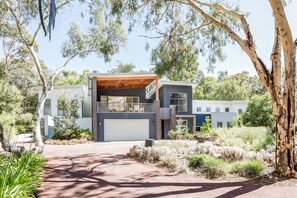 Peacefully tucked away, Twintrees offers an idyllic family escape amongst nature.