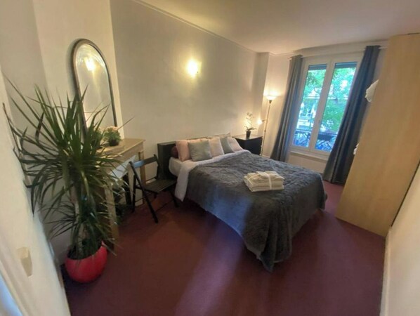 Chambre Ă coucher principale.