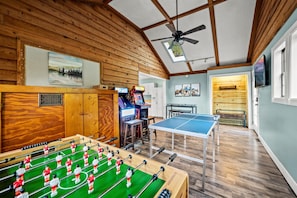Spielezimmer