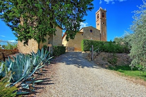 Building Exterior, Main Entrance