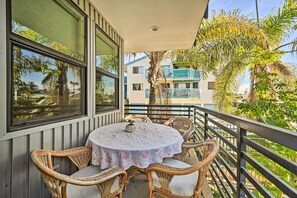 Balcony | Multi-Level Home (4 Stories of Stairs)