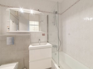Gebäude, Zapfhahn, Armatur, Sinken, Badezimmer, Dusche, Fussboden, Brausenstange, Installation