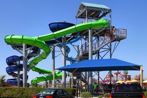 Typhoon Texas Waterpark