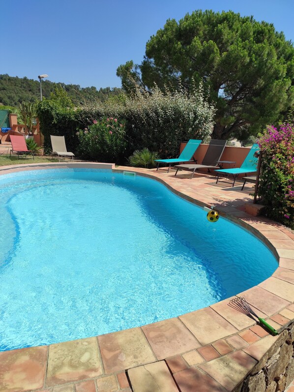 accès à la piscine