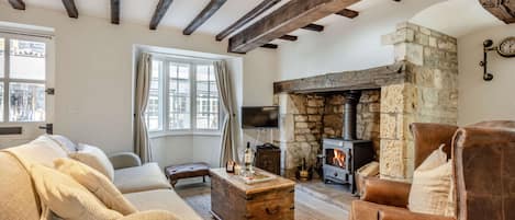 Abbots Cottage Living Room - StayCotswold