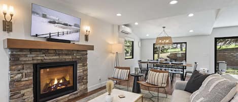 Beautiful living room with fireplace