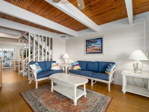 Living Area 1st Floor
