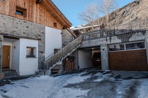 Picture 4
