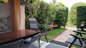 Terrace & garden