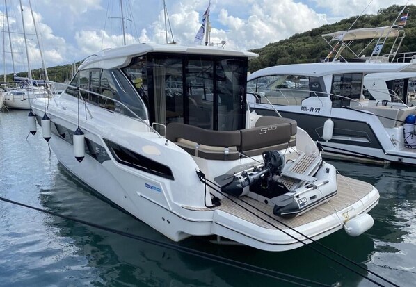 Marina
