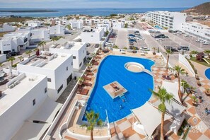 A bird's eye view of the property