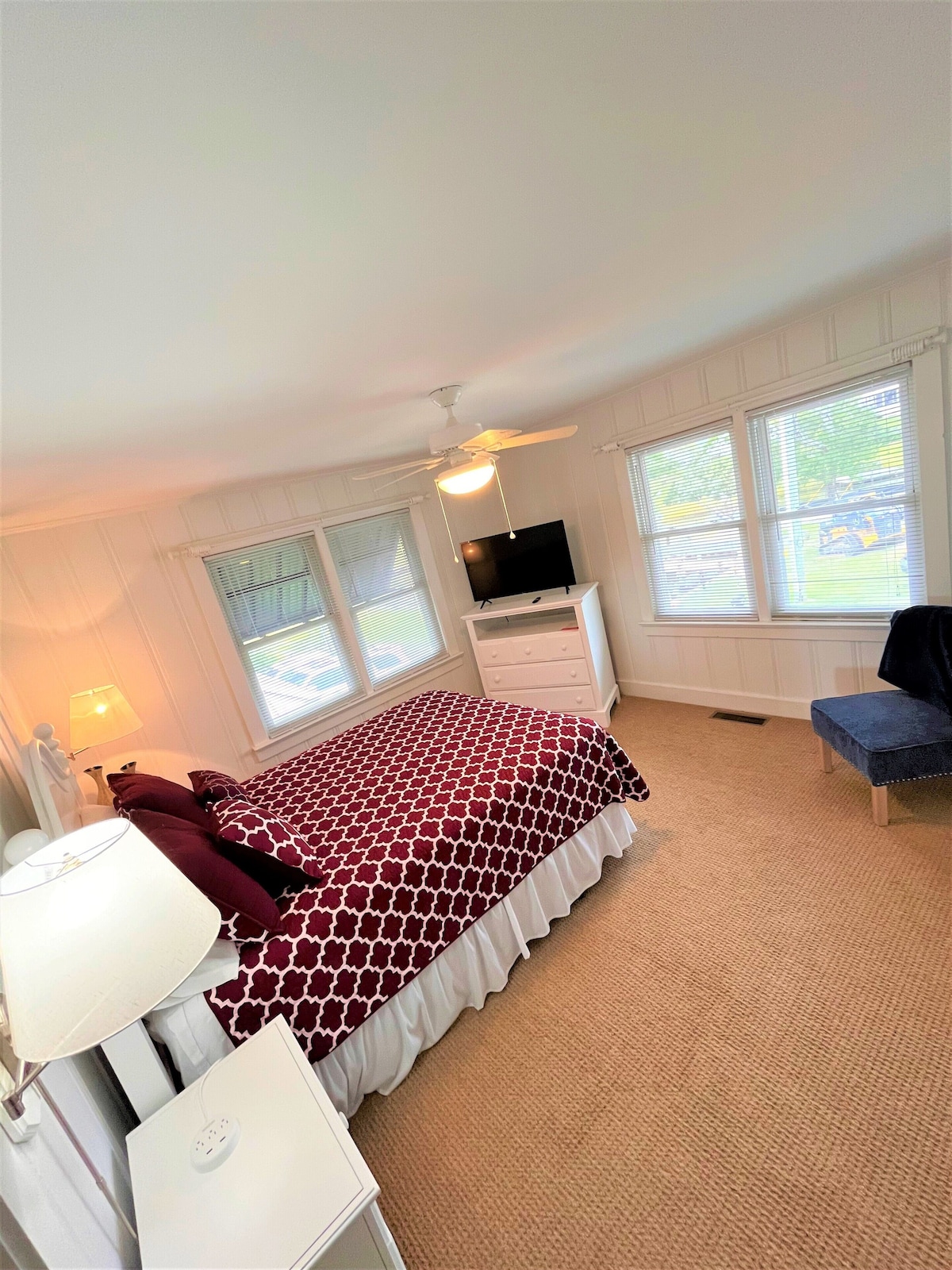 Waterfront living – Captain’s Cottage