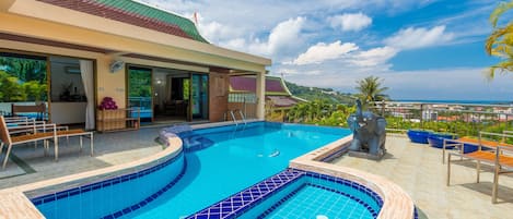 Private Infinity pool