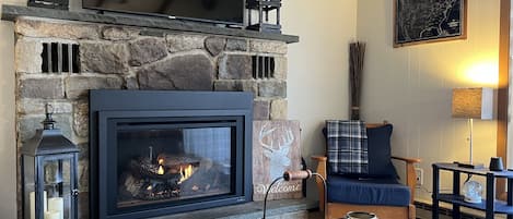 Cozy Family Room Fireplace