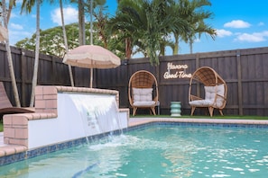 The perfect place for you to let your followers know you're "Havana Good Time"!