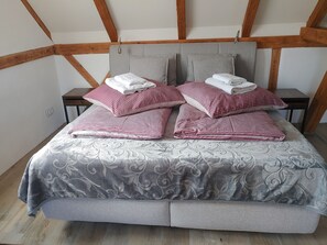 King-Size Boxspringbett (180 cm x 200 cm)