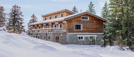 L'Etincelle Mountain Lodge - gîtes à Chamrousse - Environnement hivernal