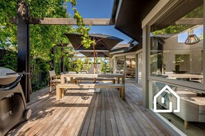 Outdoor dining area and Weber BBQ