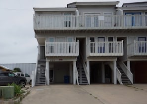 Dockside is the Left Side Condo