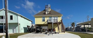 Back of home Please note: Maple Street Driveway, Cargo Lift, Crow's Nest & Ranger are NOT FOR GUEST USE