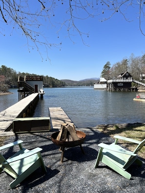 Level lakefront patio area - perfect for lounging in the sun. NOTE: no boathouse