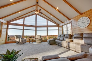 These floor-to-ceiling windows flood the home with natural light!