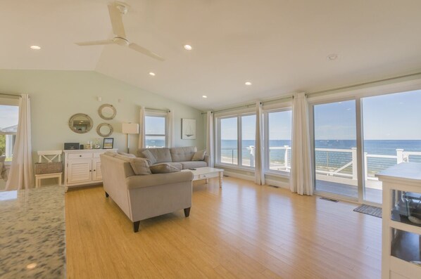 Welcome to Oceanside Oasis!