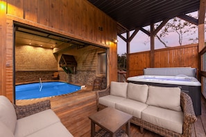 Outdoor Seating With Outdoor TV