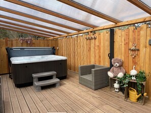 Bain à remous extérieur
